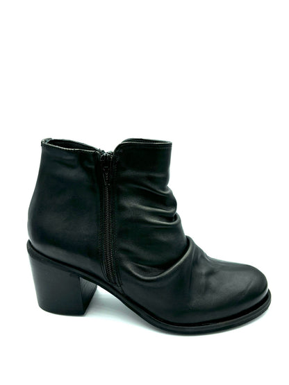 Stivaletto con tacco AB
