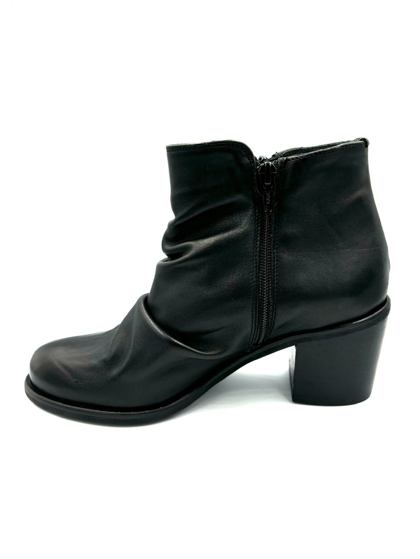 Stivaletto con tacco AB